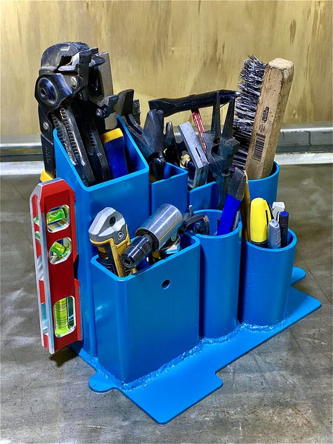 Metal Shop Organization, Scrap Metal Storage, Welding Shop Organization, Steel Workbench, Garage Storage Inspiration, Welded Metal Projects, Steel Furniture Design, Garage Furniture, Welding Shop