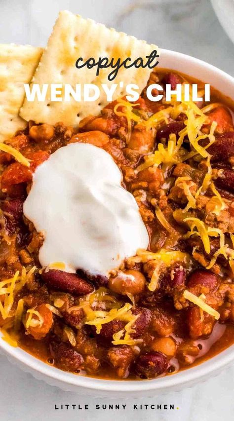 Copycat Wendy’s Chili is a simple recipe with easy to find ingredients. It’s delicious and a great match for the Fast Food staple. Easy Wendys Chili Recipe Copycat, Chili Recipe Wendys Copycat Recipes, Copy Cat Wendy’s Chili, Recipes Copycat Wendy’s Chili, Copycat Wendy’s Chili Recipe, Wendys Chili Copycat, Wendy’s Chilli, Wendys Copycat Chili Recipe, Wendy’s Copycat Chili Crockpot Sauce