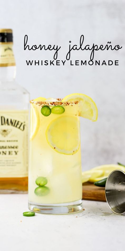 Honey Jalapeño Whiskey Lemonade, summer cocktail, recipe with Jack Daniel’s Tennessee Honey Whiskey, whiskey drinks, spicy cocktail, infusing liquor Honey Liquor, Tennessee Honey Whiskey, Whiskey Lemonade, Whiskey Drinks Recipes, Honey Cocktail, Infused Liquors, Honey Whiskey, Honey Drink, Tennessee Honey