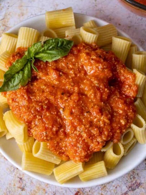 Italian Cheese Sauce For Pasta, 5 Cheese Marinara Sauce, Five Cheese Marinara Olive Gardens, Cheese Tortellini With Marinara Sauce, Five Cheese Marinara, Mozzarella Cheese Sauce, Four Cheese Pasta, Chicken Carbonara Recipe, Chicken Carbonara