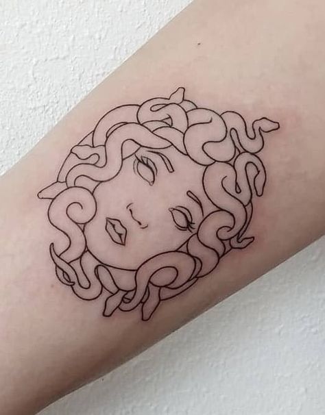 Medusa Tattoos: What Do They Symbolize? (With Images) Simple Medusa Tattoo, Medusa Tattoo Design, Create A Tattoo, Favorite Tattoos, Beginner Tattoos, Statue Tattoo, Tattoo Now, Tattoo Simple, Medusa Tattoo