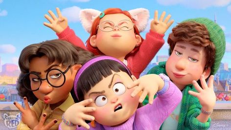 Mei 📍 , Miriam 👽 , Priya 💀 y Abby 🌸 Turning Red Characters, Red Characters, Karakter Disney, Turning Red, Walt Disney Studios, Pixar Movies, Disney Studios, Character Wallpaper, Red Panda