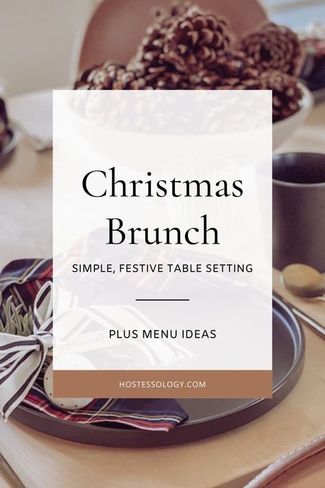 Christmas Brunch Table Settings, Simple Christmas Brunch Ideas, Christmas Theme Brunch, Christmas Breakfast Menu Ideas, Christmas Brunch Tablescape, Xmas Brunch Ideas, Christmas Brunch Ideas Families, Christmas Brunch Table Decor, Christmas Breakfast Table Setting