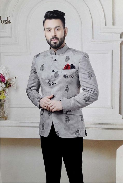 Mens designer wedding wear indo western jodhpuri suit. Indian Wedding Suits Men, Jodhpuri Suits For Men, Mens Wedding Suits, Jodhpuri Suit, Groom Dress Men, Mens Wear Wedding, Gents Kurta Design, Blazer Outfits Men, Formal Men Outfit