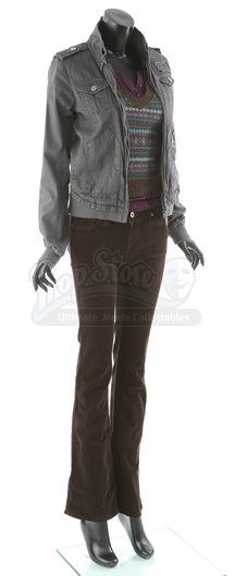 Bella Swan New Moon, Stampede Outfit, Twilight Wolf Pack, Bella Swan Aesthetic, Sabrina Spellman Style, Swan Birthday, Twilight Wolf, Twilight Outfits, Moon Birthday