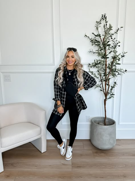 Shop our Influencers' top picks on Amazon.com Brunch Outfit, Outfit Inspo Fall, Fall Fashion Outfits, Edgy Outfits, Mom Outfits, Business Casual Outfits, Winter Fashion Outfits, Fall Winter Outfits, Outfits With Leggings