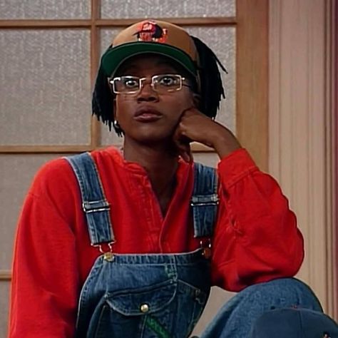 Maxine Shaw Living Single Outfits, Maxine Shaw, Black Sitcoms, Living Single, Black Femininity, 90s Outfit, Black Excellence, Black Culture, 2000s Fashion