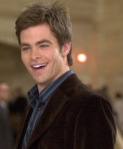 Chris Pine Just My Luck, Young Chris Pine, Chris Pine Princess Diaries, Obx Script, Star Trek Chris Pine, Jd And Veronica, Diary Movie, Coyote Ugly, Troy Bolton