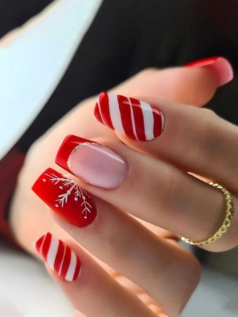 Best Nails Designs | Top Trendy Nails Art | Christmas Nails 2023 Nail Art Noel, Valentine Nails, Cute Christmas Nails, Manicure Tips, White Nail, Xmas Nails, Christmas Nail Designs, Stick On Nails, Christmas Nail