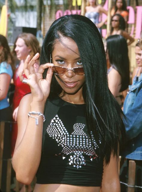 Teen Choice Awards, Choice Awards, Aaliyah, A Woman, Sunglasses, Hair, On Instagram, Instagram, Black