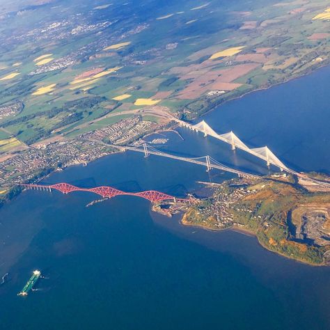 Forth Road Bridge, Scotland Tourist Attractions, South Queensferry, Architecture Bridge, Scotland Aesthetic, Perth Scotland, Forth Bridge, Scotland History, Places In Scotland