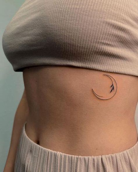 100+ Coolest Minimalist Tattoo Ideas With Meaning [2023] That Are So Unique Minimalist Tattoo Ideas With Meaning, Classy Tattoo, Match Tattoo, Tattoo Pretty, Tattoo Ideas With Meaning, Tattoo Spine, Minimalist Tattoo Meaning, Tattoo Star, Friends Tattoo