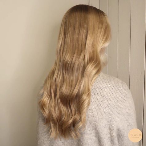 8g Blonde Hair, Chai Blonde Hair, Taylor Swift Blonde Hair, Honey Blonde Hair Pale Skin, Natural Golden Blonde Hair, Natural Honey Blonde Hair, Homey Blonde, Golden Bronde Balayage Honey, Tawny Hair