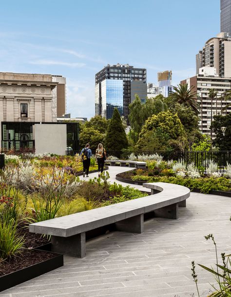 rooftop public garden, australia Small Garden Plants, Public Rooftop, Rooftop Landscape, Public Garden Design, Public Garden Architecture, Garden Australia, Plaza Design, Park Ideas, Rooftop Design