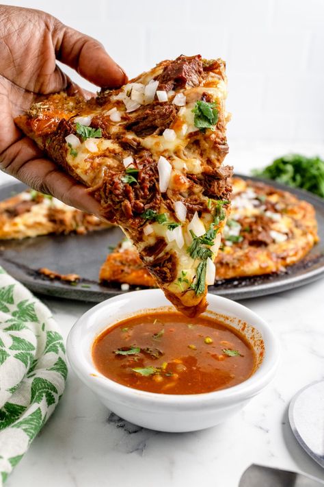 Birria Pizza - Simplified Chef Birria Breakfast Ideas, Birra Pizza Recipe, Leftover Birria Recipes, Birria Rice Bowls, Birria Pizza Trader Joe’s, Leftover Birria Meat Recipes, Birria Pizza Recipe, Birria Lasagna, Leftover Birria Ideas