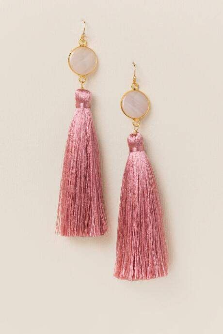 Shayna Stone Tassel Earrings #ad Type Of Jeans, Diy Earrings Easy, Pink Tassel Earrings, Earrings Outfit, Gold Pearl Jewelry, Tassel Earring, Pink Tassel, Tassel Jewelry, Earrings Inspiration