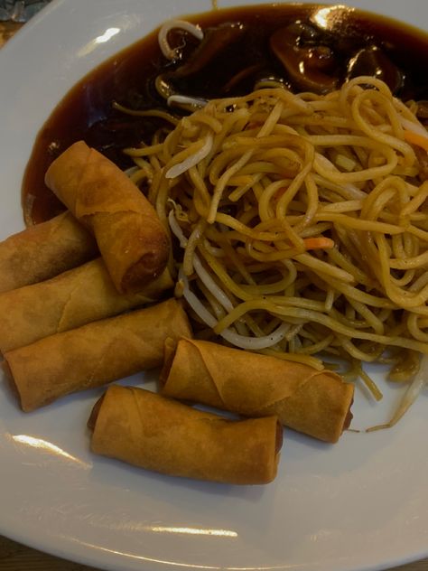 #noodles#instantnoodles#dinner#eatingout#asian#chinese#vietnamese#korean#restuarant#cafe#germany#flensburg#weekend#vacay#springrolls#spicy# Germany Money, Money Images, Noodles, Germany, Cafe, Money, Quick Saves