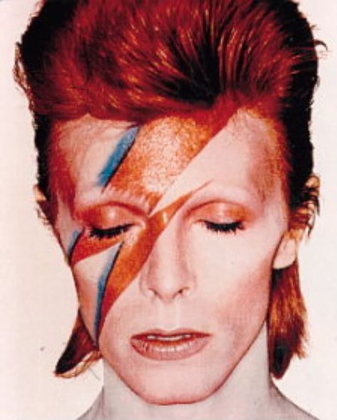 David Bowie Makeup Inspiration David Bowie Makeup, Glam Rock Makeup, 1980's Makeup, 1980s Makeup, Rock Makeup, Bowie Ziggy Stardust, David Bowie Ziggy Stardust, David Bowie Ziggy, Aladdin Sane