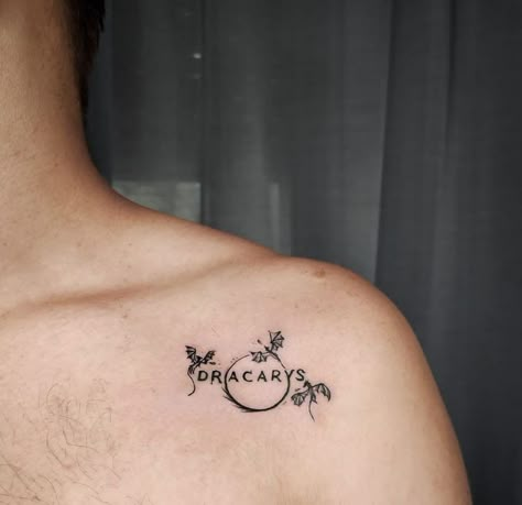 Khaleesi Tattoo Ideas, Dragon Targaryen Tattoo, Minimal Tattoo Dragon, Got Dragon Tattoo Daenerys Targaryen, Daenerys Dragons Tattoo, Targaryen Tattoo Dragons, 3 Dragons Tattoo Game Of Thrones, Daenerys Tattoo Ideas, Daenerys Targaryen Tattoo Ideas