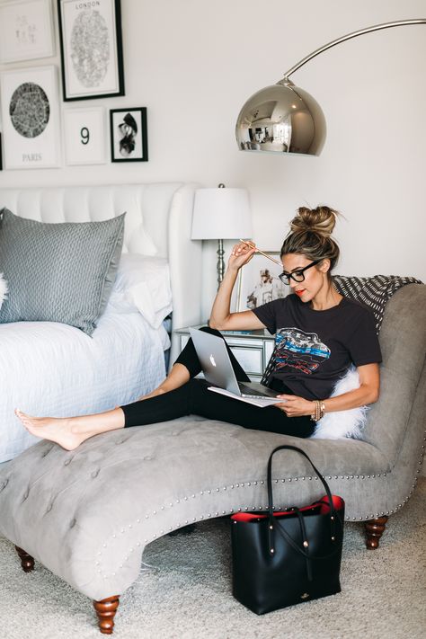 6 Ways To Make More Time in Motherhood & Your Career Gray Couch, Interesting Interiors, Nook Ideas, Desk Inspiration, Inside Decor, Reading Rainbow, Master Bedrooms Decor, Branding Photos, Ashley Furniture