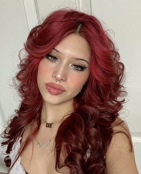 Pale Skin Hair Color, Wine Hair Color, Red Hair Color Ideas, Red Hair Looks, Hair Pale Skin, Cherry Red Hair, Wine Hair, Red Hair Inspo, Cherry Hair