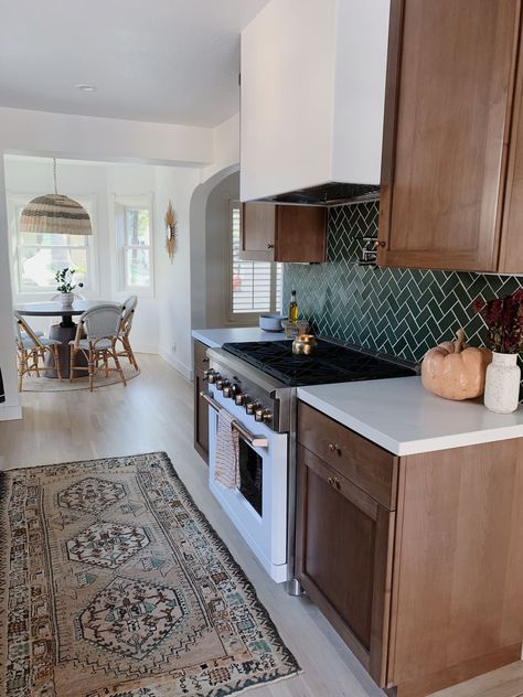 Modern Spanish Bungalow, Bohemian Apartment, Green Backsplash, Spanish Bungalow, Galley Kitchen, Kitchen Tile, Modern Farmhouse Kitchens, Kitchen Tiles Backsplash, Trendy Kitchen