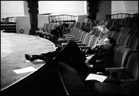 Mike Nichols in a theatre, 1965. Matthew Broderick Young, New York Theatre, Theatre Actors, The Odd Couple, Mike Nichols, Odd Couples, Orson Welles, University Of Missouri, Oral History