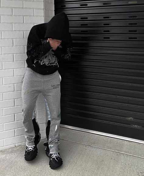 Men Streetwear Outfits, Hard Fits, Outfits Men Streetwear, Black Outfit Men, Instagram Creator, Black Men Fashion Casual, Hype Clothing, Drip Outfit Men, Gallery Dept