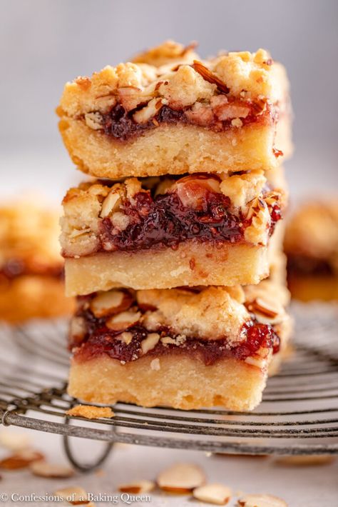 Almond Shortbread Bars, Raspberry Shortbread Bars, Easy Shortbread Crust, Raspberry Shortbread, Shortbread Bars Recipes, Easy Shortbread, Jam Bars, Almond Shortbread, Christmas Shortbread