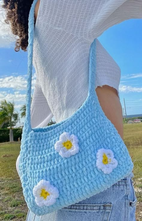 Crochet Sweater Design, Diy Crochet Bag, Crochet Fairy, Mode Crochet, Crochet Business, Kawaii Crochet, Crochet Clothing And Accessories, Crochet Handbags Patterns, Crochet Pumpkin