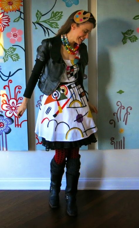 kandinsky dress Trunker Treat Ideas, Art Teacher Outfits, Cassie Stephens, Teacher Outfits Elementary, Teacher Halloween Costumes, Teacher Costumes, Teacher Wear, Outfit Photos, Art Outfits