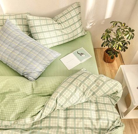 Mint Aesthetic, Geometric Duvet Cover, Plaid Bedding, Mint Green Aesthetic, Sage Green Wallpaper, Sage Green Bedroom, Bedroom Green, Comforter Cover, Room Inspiration Bedroom