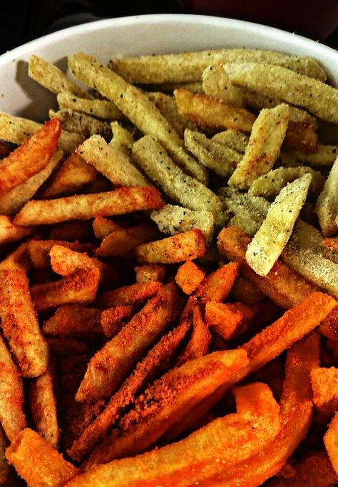 #fries #potatocorner #hdr #sistinedhane Potato Corner Fries, Potato Corner, Netflix Videos, Food Illustration, Food Illustrations, Potato, Carrots, Drinks, Collage