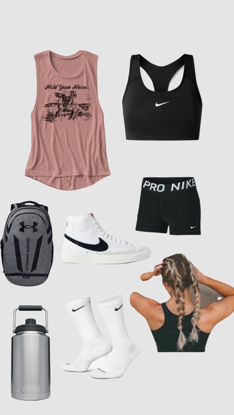 Western gym outfit Country Gym Outfit, Western Gym Outfit, Western Workout Outfit, Western Summer Outfits Shorts, Western Church Outfit, Girls Workout Outfits, Western Closet, Comfy Workout Outfits, Western Summer Outfits