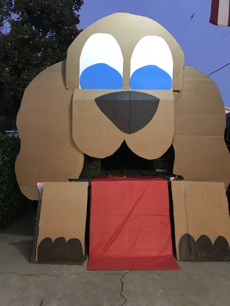 Trunk or treat 2018 Dog Themed Trunk Or Treat Ideas, Dog House Trunk Or Treat, Dog Themed Trunk Or Treat, Trunk Or Treat Dog Theme, Dog Trunk Or Treat Ideas, Fall Dec, Trunk Or Treat Ideas, Decoration Halloween, Treat Ideas