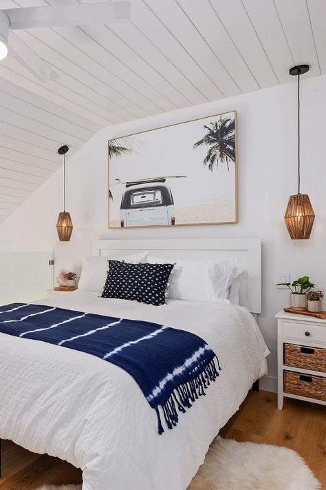 Tips for designing & styling the perfect Modern Coastal Bedroom to bring Beach vibes into your bedroom space year-round - The Sea Loft Modern Beach House Decor Coastal Style Bedroom, Beach Vibes Decoration, Mediterranean Beach Apartment, Modern Beach Bedroom Decor, Beach Decor Bedroom Ideas, Coastal Airbnb Bedroom, Modern Coastal Home Bedroom, Sea Home Interior, Coastal Modern Guest Bedroom