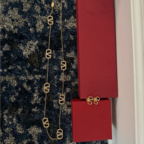 New Valentino gold necklace. Comes with earrings to match the set. Valentino Jewelry, Long Necklace, Jewelry Set, Original Box, Gold Necklace, Pendant, Gold, Closet, Fashion Tips