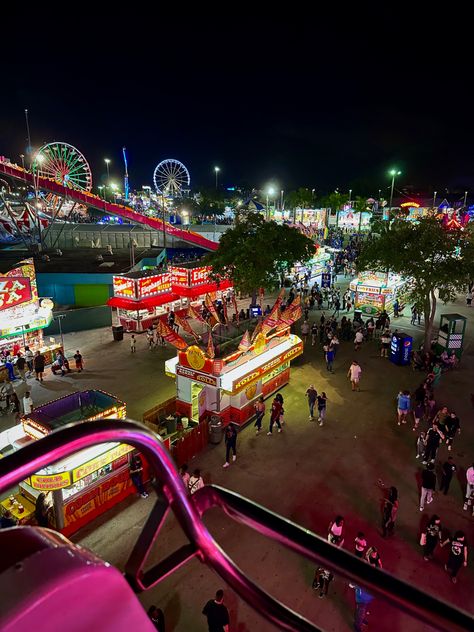 A fair/carnival at night Carnival At Night, Roller Coaster Theme, Fair Carnival, Carnival Lights, Aesthetic Era, Fair Rides, Lights At Night, Summer Fair, Carnival Rides