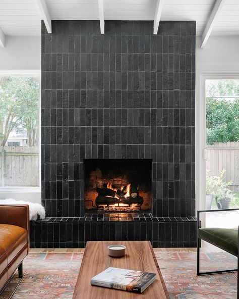 Black Fireplace Surround, Shiplap Ceiling, Fireplace Tile Surround, Black Fireplace, Cle Tile, Living Room Renovation, 70s Home, Living Room Photos, Cozy Living Spaces