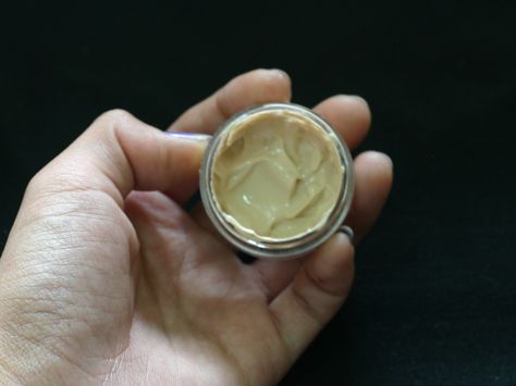 How to Make Blemish Balm (BB Cream) Dyi Gift Ideas, Beauty Kits, Essential Oil Beauty, Orange Peels, Dyi Gifts, Natural Beauty Diy, Diy Cosmetics, Healthy Oils, Beauty Kit