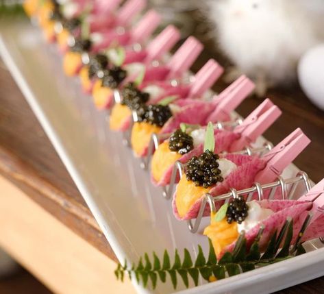 6 Catering Ideas From Instagram for Passed Hors D'oeuvres | BizBash Trending Appetizers, Wedding Hors D'oeuvres, Food Display Table, Appetizer Display, Catering Food Displays, Gourmet Appetizers, Catering Design, Wedding Appetizers, Catering Display