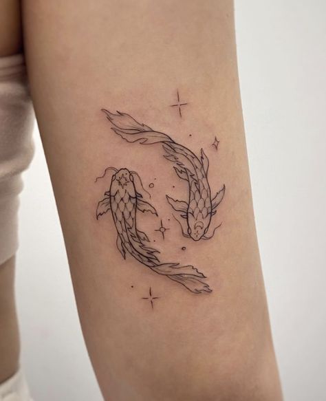 Mens Animal Tattoos, Small Tattoo Arm Women, Pisces Hip Tattoo, Koi Fish And Moon Tattoo, Tiny Coy Fish Tattoo, Three Koi Fish Tattoo, Matching Coy Fish Tattoo, Koy Fish Tattoos, Coordinating Tattoos Best Friends