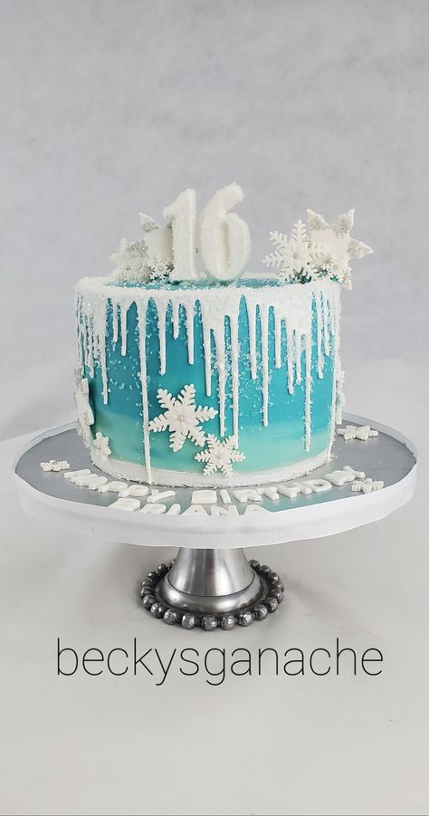 Snow Themed Cake, Snowflake Cake Birthday, Winter Theme Birthday Cake, Winter Birthday Cake Ideas, Birthday Cake Winter, Winter Wonderland Cake Ideas, Winter Themed Cake, Arctic Cake, Seal Cake