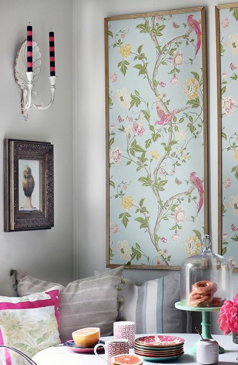 These framed wallpaper panels look stunning - and they're easy to make. Diy Framed Wallpaper, Framed Wallpaper Panels, Hunted Interior, Framed Wallpaper, Diy Art Projects, Framed Fabric, Wallpaper Panels, Diy Frame, Diy Wall Art