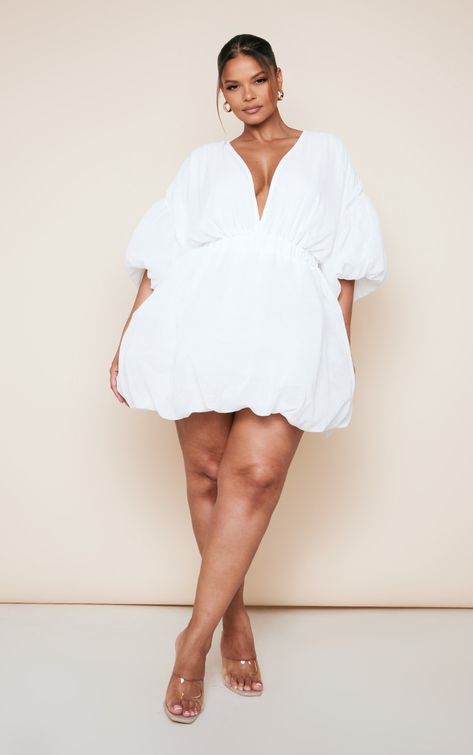 Plus Size White Mini Dress, Plus Size Hen Do Outfit, All White Outfit Black Women Plus Size, White Dress Plus Size Classy, All White Party Outfits Plus Size, All White Outfit Plus Size, White Hen Party Dress, All White Outfit Black Women, Plus Size White Outfit