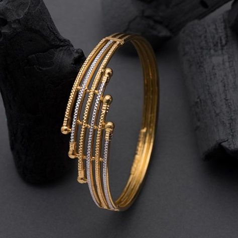 Kadli Bangles jewellery for Women 14 Single Kada Designs Gold For Women, Single Bangles Gold, Fancy Gold Bangles Design, Fancy Bangles Gold, Single Bangle Designs Gold, Gold Bangles Design Daily Wear Latest, Women Gold Bangles, Gold Kangan, Fancy Bangles