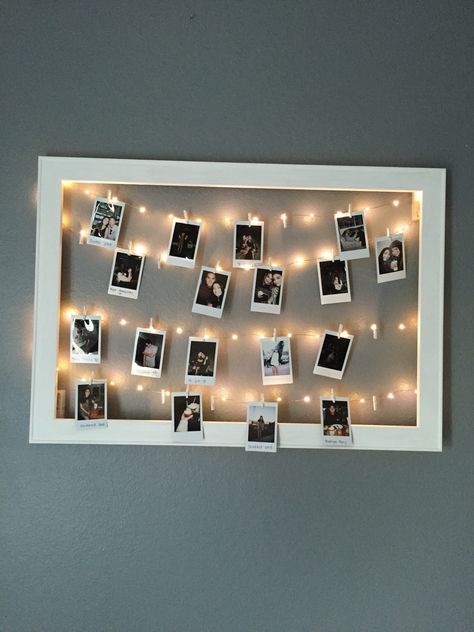 Photo Board Ideas Bedroom, Hanging Photos On The Wall Ideas, Poloroid Pictures Ideas Display Wall Art, Couple Room Decor Ideas, Room Decor Ideas For Couples, Picture Room Decor, Easy Room Decor, Diy Room Decor For Teens, Easy Diy Room Decor