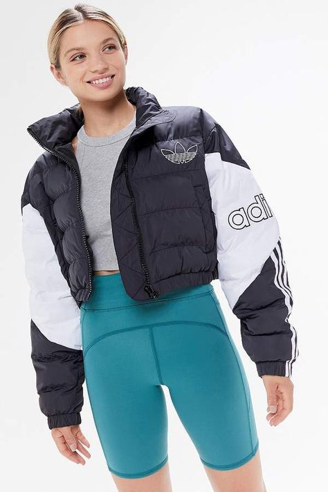 adidas UO Exclusive Cropped Puffer Jacket Rocker Chic Style, Autumn Outwear, Fall Outerwear, Outerwear Trends, Streetwear Jackets, Cropped Puffer Jacket, Teddy Fleece, Free People Style, Warm Winter Hats