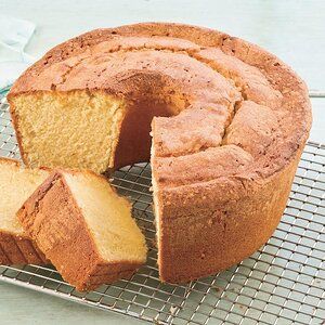 Million Dollar Pound Cake, Jello Pie, Best Pound Cake Recipe, Homemade Pound Cake, Cake Summer, Cake Techniques, Southern Living Recipes, Baked Breads, Cuban Food