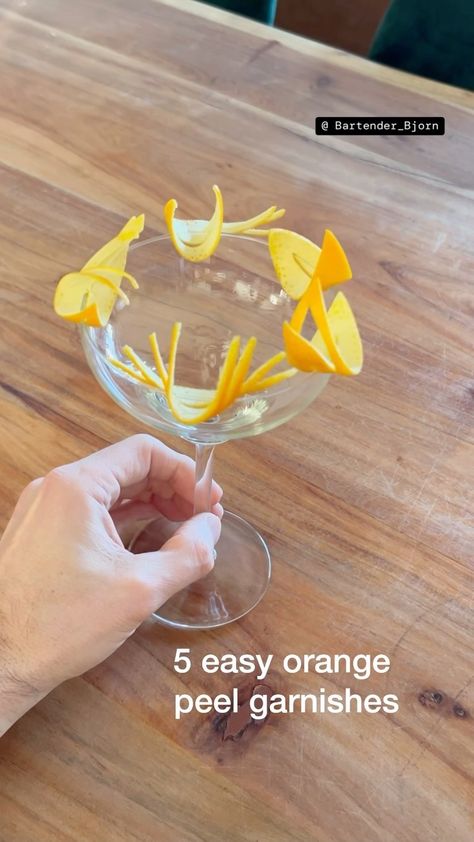 5 easy orange peel garnishes, using 5 times the same preparation 👌 What do you think? Which one is your favorite? Let me know!… | Instagram Orange Peel Garnish Cocktails, Orange Cocktail Garnish, Wine Editorial, Orange Peel Garnish, Lemon Peel Garnish, Orange Garnish, Cocktail Garnishes, Citrus Garnish, Orange Cocktails